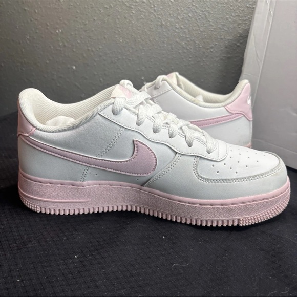 Nike Air Force 1 '07 Low White Pink Sole (CK7663-100) Men Size 6y - Picture 5 of 14